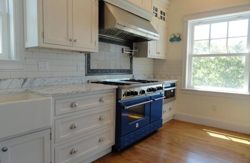 Dennis House | Beachfront Condo With Panoramic Views of Cape Cod Bay! (2031)