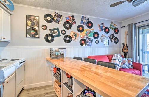 North Beach Condo | Beachfront Corpus Christi Condo w/Arcade Room!
