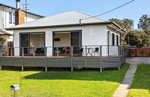 Werri Beach House | Beachfront Cottage - Gerringong