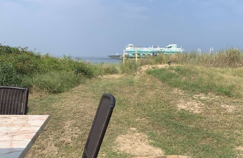 Willoughby Spit Cottage | Beachfront Cottage Best Location in Ocean View! by RedAwning