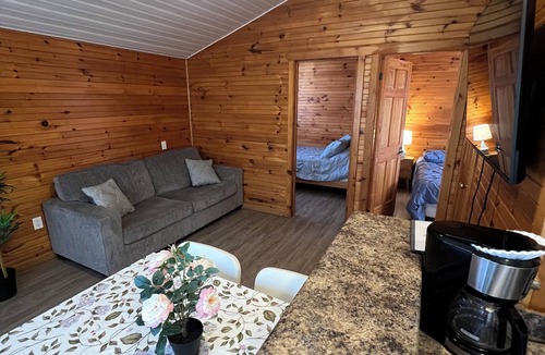 Wasaga Beach Cottage | BEACHFRONT COTTAGE IN WASAGA BEACH - SANDPIPER BEACH RESORT - COTTAGE # 5