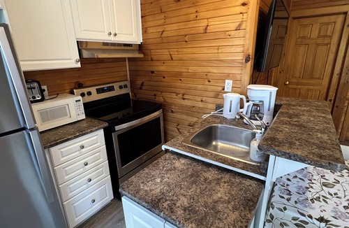 Wasaga Beach Cottage | BEACHFRONT COTTAGE IN WASAGA BEACH - SANDPIPER BEACH RESORT - COTTAGE # 3