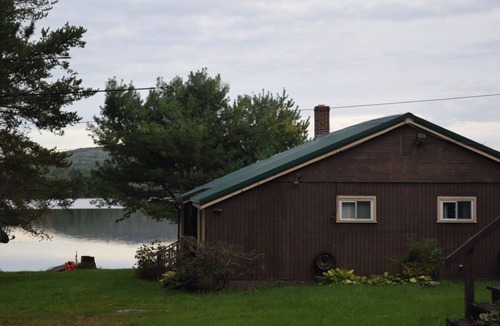 Palermo Cottage | Beachfront Cottage Nestled in a Cove