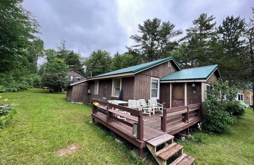 Palermo Cottage | Beachfront Cottage Nestled in a Cove
