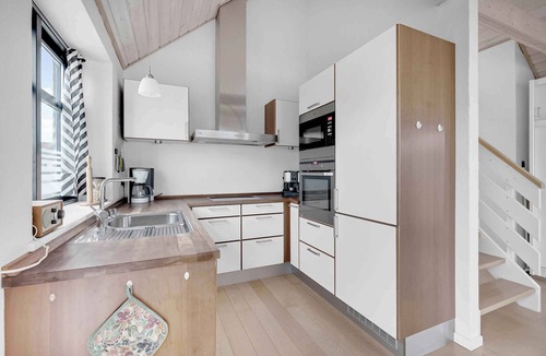 Lonstrup House | Beachfront cottage with panoramic view