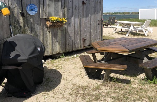 Fairhaven Cottage | Beachfront Cottage with Spectacular Ocean Views