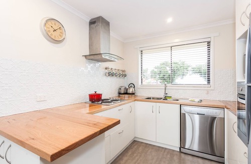 Torquay Cottage | Beachfront Cottages Torquay