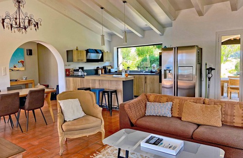 Marine de Davia House | Beachfront, direct access to the beach . a unique and magical place!