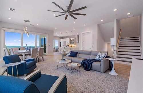 Independence Square House | Beachfront Escape in Indian Rocks Beach