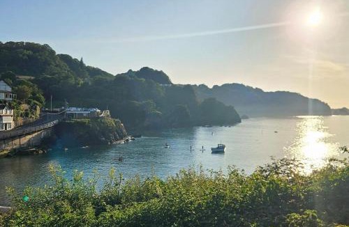 Combe Martin House | Beachfront Edwardian Coastal retreat - Seawood Villa