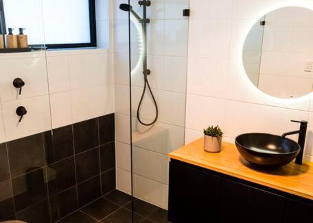 Semaphore Park Apartment | Beachfront Escape