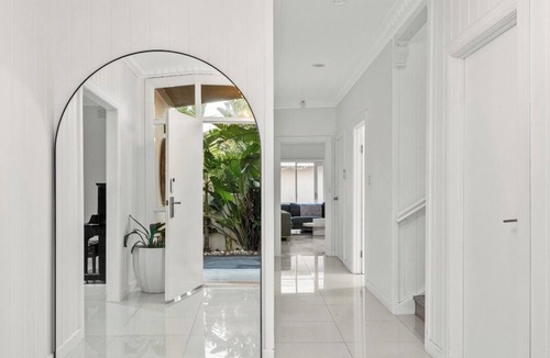 Aspendale House | Beachfront family masterpiece