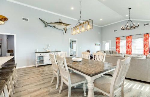 Surfside Beach House | Beachfront Family Pet Friendly