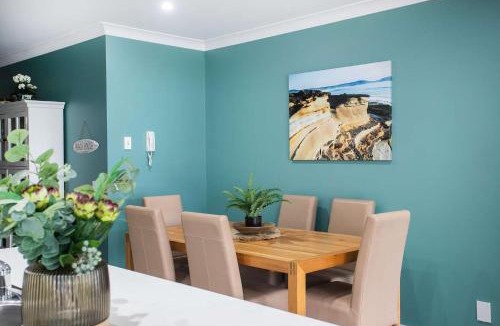 Mollymook Apartment | Beachfront Five