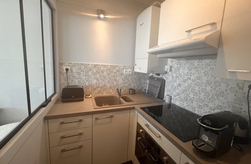 Les Sables d'Olonne Apartment | "Beachfront Studio with Balcony and Stunning Sea View"