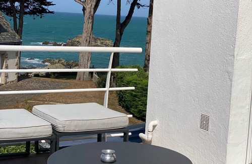 Saint-Quay-Portrieux House | Beachfront house with spa all year round