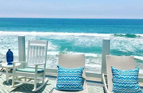 South Oceanside House | Beachfront Fun, Classic Beach House w/Fire Ring