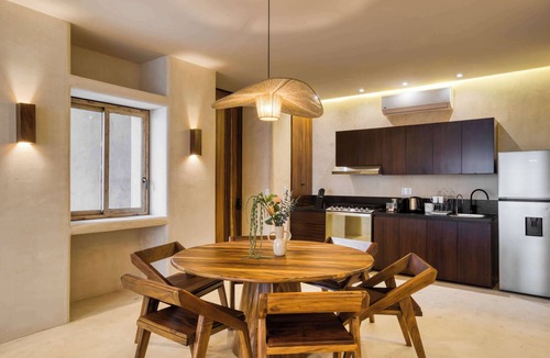 La Paz Apartment | Beachfront Garden Villa