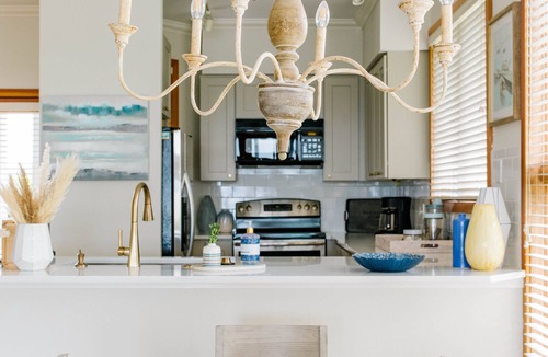 Blaine Villa | Beachfront Getaway in Semiahmoo