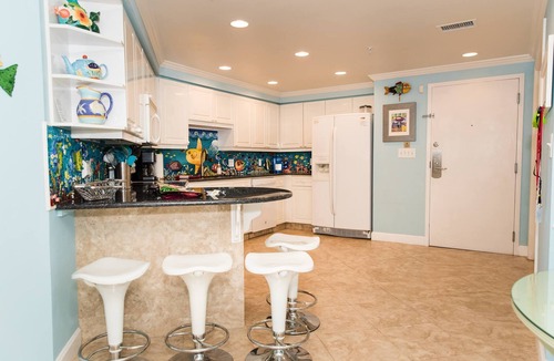 Sandestin Condo | BEACHFRONT! Golf Cart. Fully Stocked. FLYING? . KIDS? No Problem - No Stress.