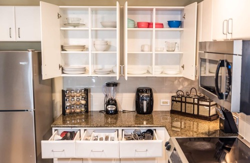 Panama City Beach Condo | BEACHFRONT GRAND PANAMA, 1ST FLR DIRECT to BEACH/HEATED POOLS/SMART TV/FREE WIFI
