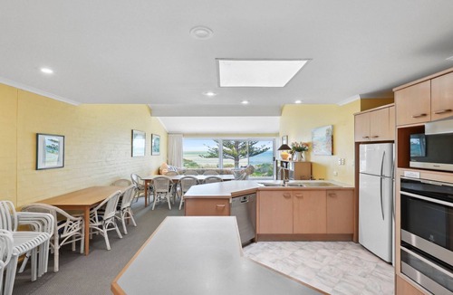 Victor Harbor House | Beachfront Great for the Family