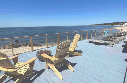 Greenport House | Beachfront Greenport Villa