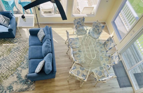 Galveston House | Beachfront/Gulf Front Property/Dog Friendly