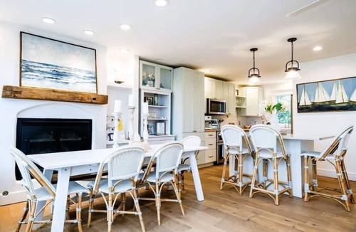 Miami Park House | Beachfront Haven | Sunset Views | Hot Tub | BBQ