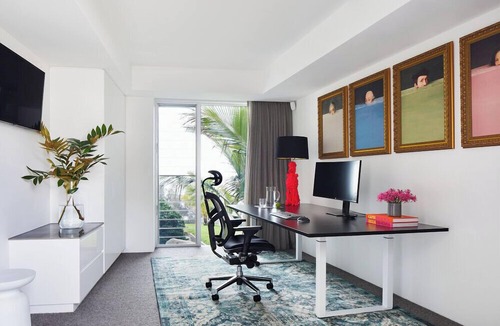 Sunrise Beach House | Beachfront Hideaway