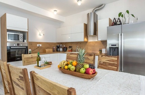 Molat House | Beachfront Holiday House Kaliope