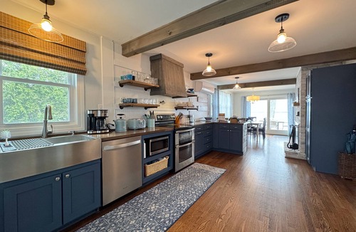 Bristol House | Beachfront home. 3+bedrooms & 2 baths. Steps from Colt State Park/Bristol Beach