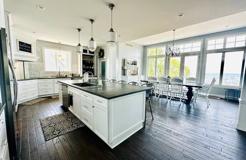 North Greece Cottage | Beachfront Home Lake Ontario