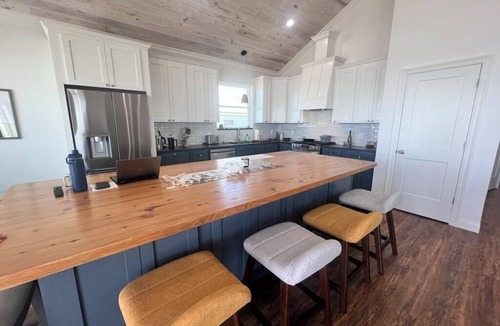 Grand Isle House | Beachfront home on Grand Isle