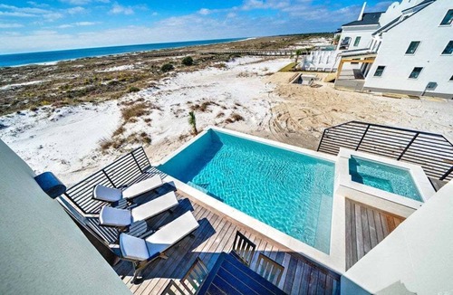 Bay County House | Beachfront home with spectacular views.