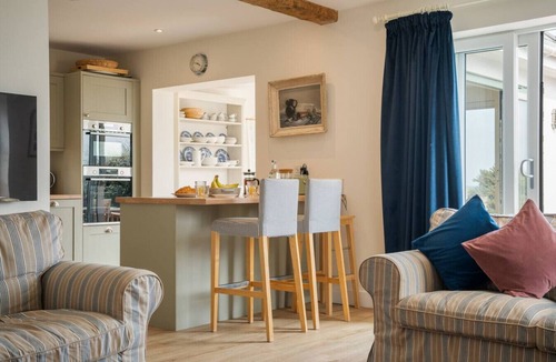 Sandbanks House | Beachfront Home with Access to Sandbanks Beach