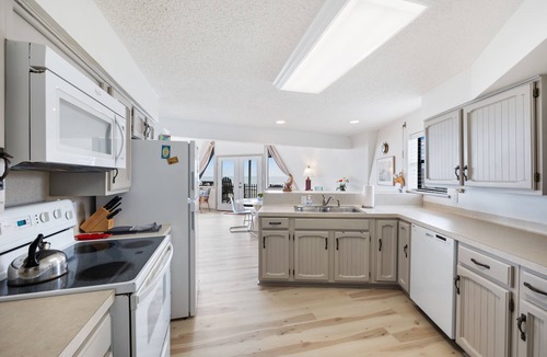 Galveston House | Beachfront Home with Beautiful Views
