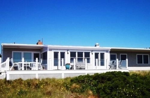 Indian Neck Heights House | Beachfront Home with Stunning Views (1464)