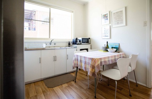 Bundeena House | Beachfront Horden’s Beach House