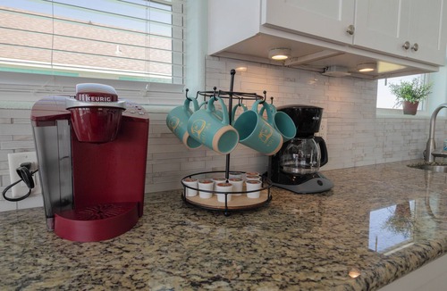 Port Bolivar House | Beachfront | Hot Tub, Game Room, Mini Golf & More