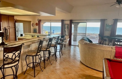 San Felipe House | Beachfront House on Beautiful Laguna Percebu Beach