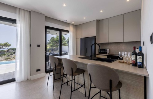 Orebic Villa | Beachfront Villa Riviera with heated Pool, Sauna & Fitness