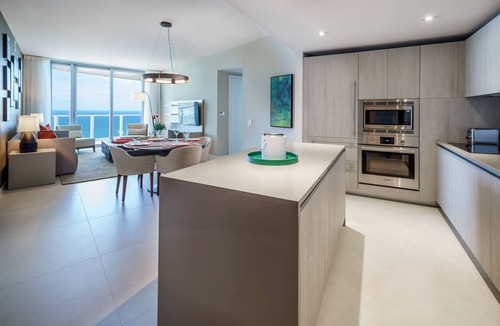 Hollywood South Central Beach Apartment | BeachFront @Hyde GreatOceanView 2BR Suite