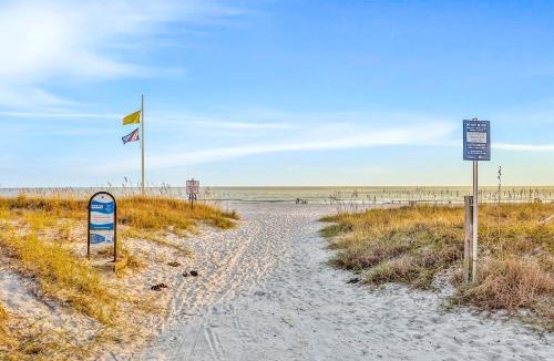Seagrove Beach Hotel | Beachfront II 202
