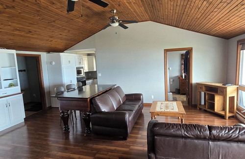 Crystal Beach Apartment | Beachfront in Crystal Beach