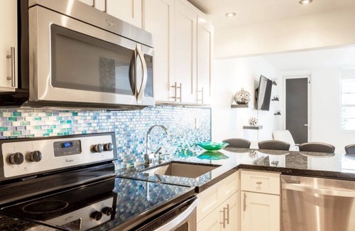 South Beach Apartment | Beachfront in Lincoln Road. Prestigious Condominium. South Beach. Miami Beach.