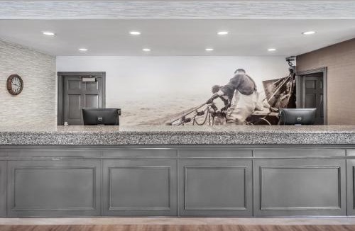 Harbor Hotel | Beachfront Inn