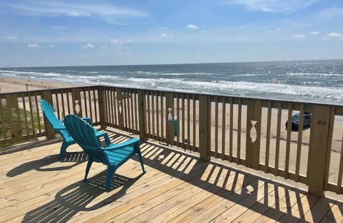 Surfside Beach House | Beachfront Luxe! Recent Build! On Sand Pet Friendly! Ocean Front! Restaurants!