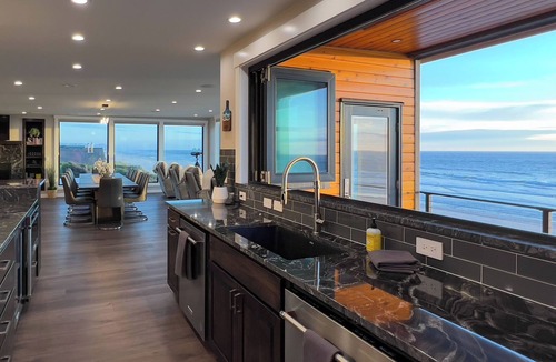 Rockaway Beach House | Beachfront Luxury, HotTub, Spa, Big Arcade, Open Layout, 4 Owner Suites, FirePit