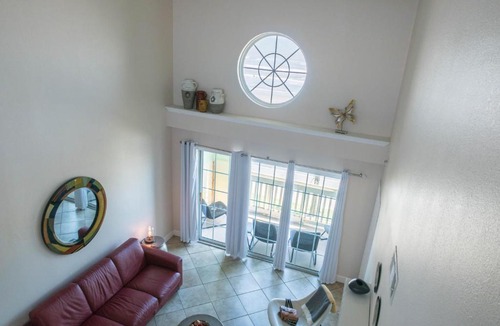 Galveston Apartment | Beachfront luxury at Dawn 1036